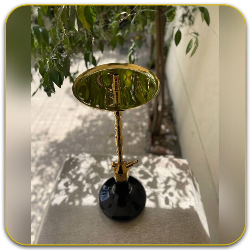 کرنو مونیخ طلایی با تنگ مشکی از بالا