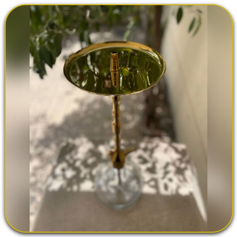 کرنو مونیخ طلایی با تنگ شفاف از بالا